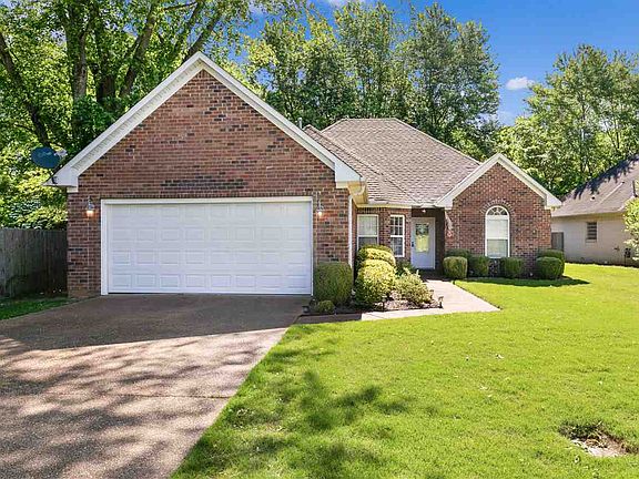 2nd image of 26 Ivybrook Dr