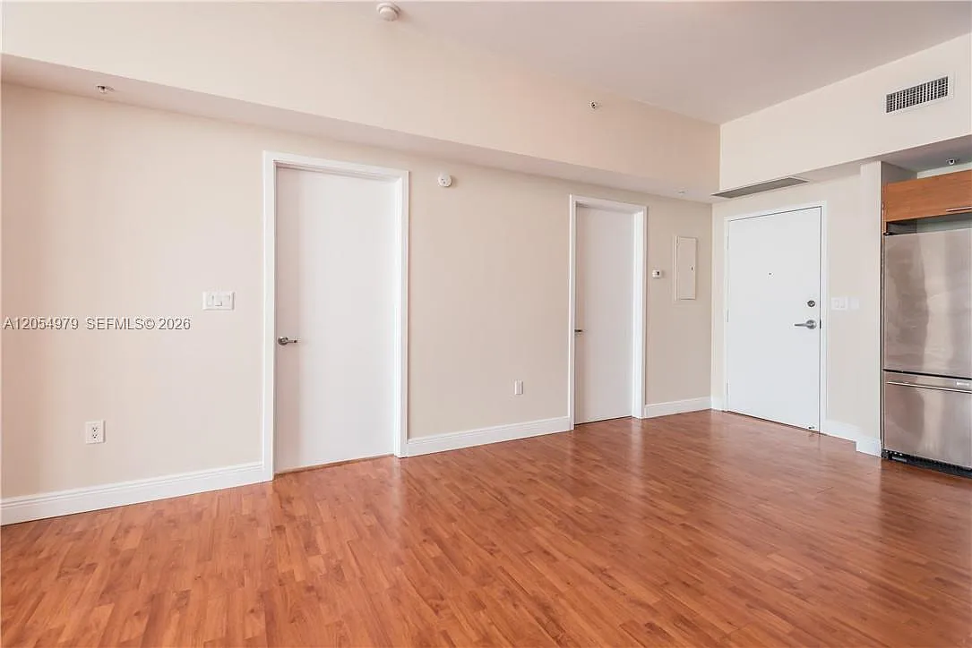 Two Midtown Miami Condo — Photo 3