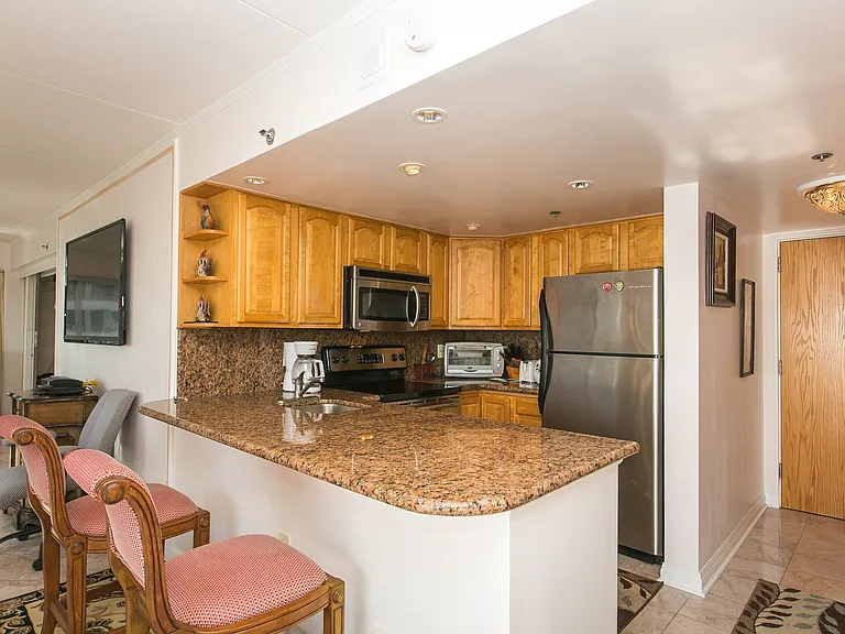 1777 Ala Moana Blvd #1010 — Photo 12