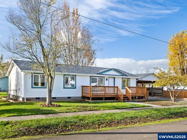 355 W 4th St, Halsey, OR 97348