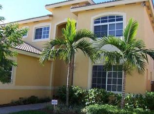 9138 SW 211th Ln, Cutler Bay, FL 33189