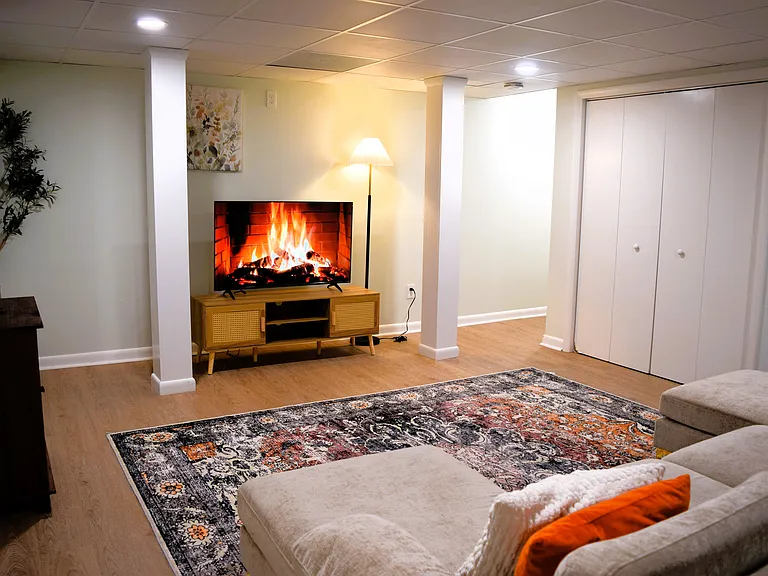 Hallroom within open space concept