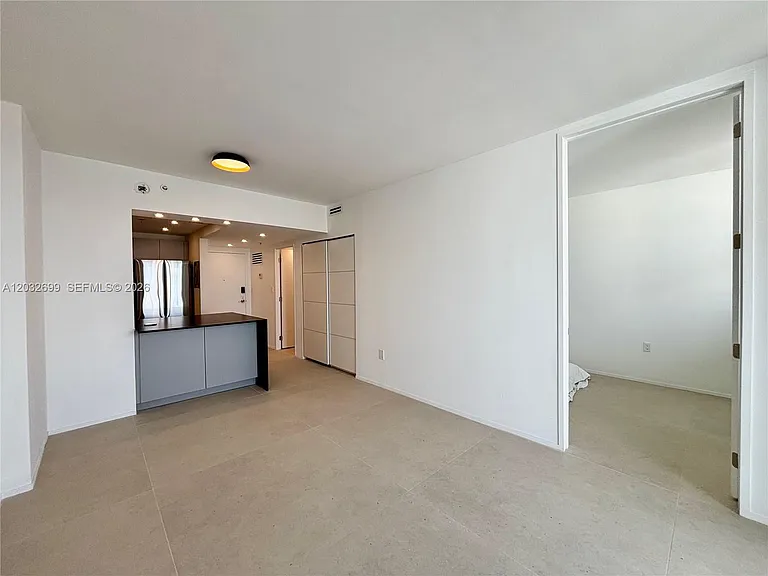 2829 Indian Creek Dr #604 — Photo 18
