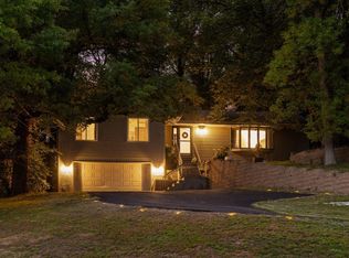 11708 Sunset Trl, Minneapolis, MN 55441