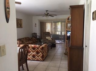 1490 SE Larkwood Cir, Port Saint Lucie, FL 34952