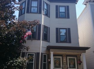 6 Hatch St, South Boston, MA 02127