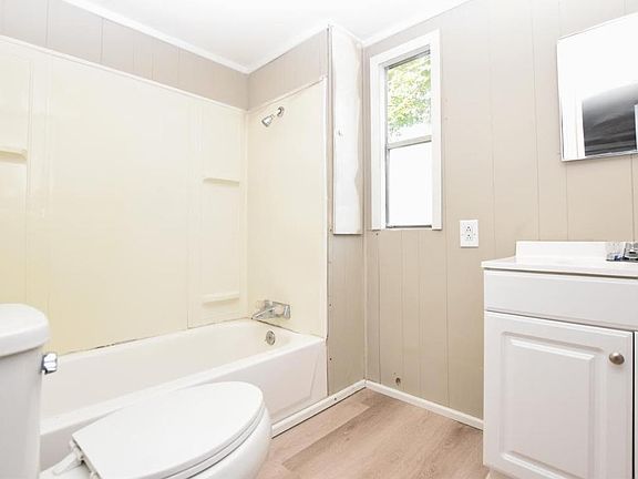 5th image of 510 E Lincoln St