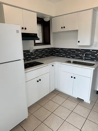 3139 S Parnell Ave #2 Photo 1