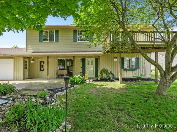 271 Rasmussen Dr, Trufant, MI 49347