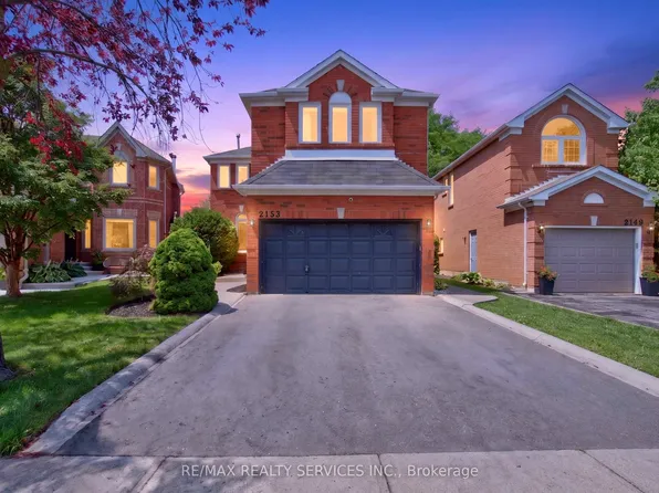 2153 Oak Bliss Cres, Oakville, ON L6M 3K2