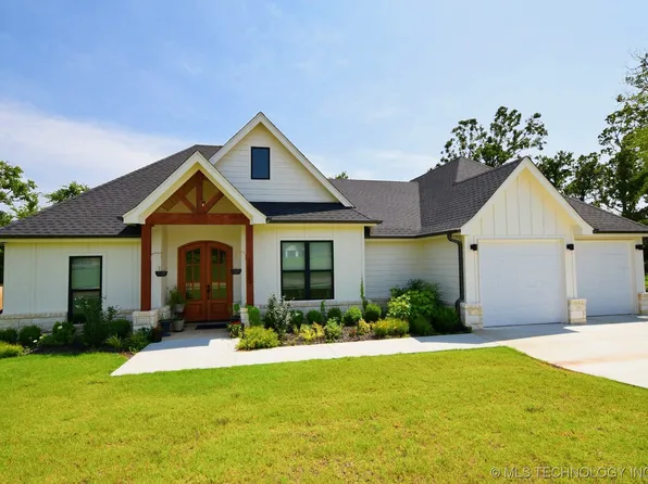 16885 W Sierra Cir, Tahlequah, OK 74464