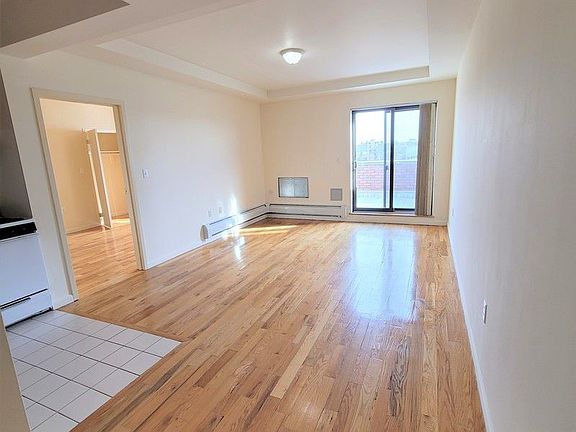 3rd image of 28-14 31st St #6A
