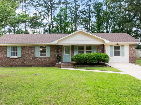 305 Forest Cir, Summerville, SC 29483