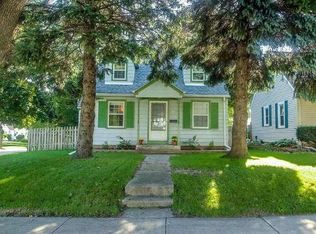 2900 S 91st St, West Allis, WI 53227