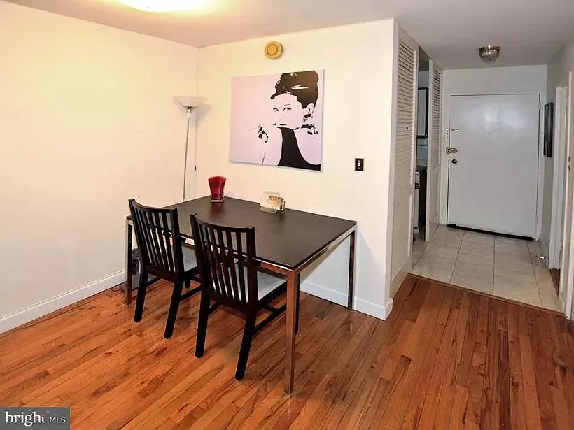 Studio, 505 sqft, $2,300 — Photo 4