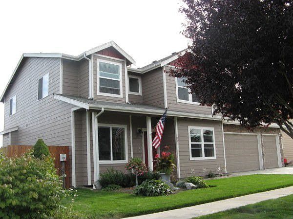 1st image of 807 Mountain Aire Ln NW