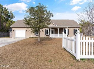 321 Folkstone Rd, Holly Ridge, NC 28445