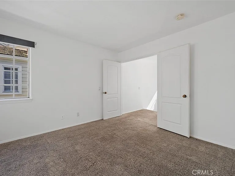 620 Holbrook Ct — Photo 41