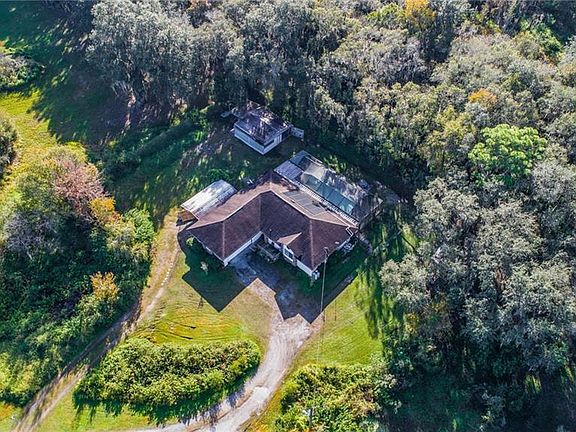 4th image of 403 Wendel Ave