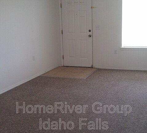 4th image of 3190 Chasewood Dr