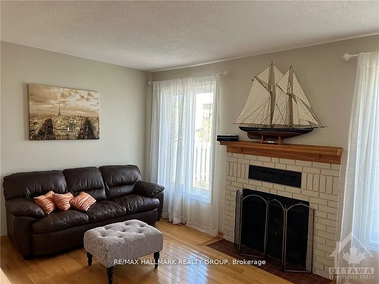 6417 Loire Dr — Photo 7