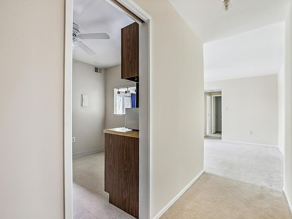 3rd image of 9712 Kingsbridge Dr APT 303