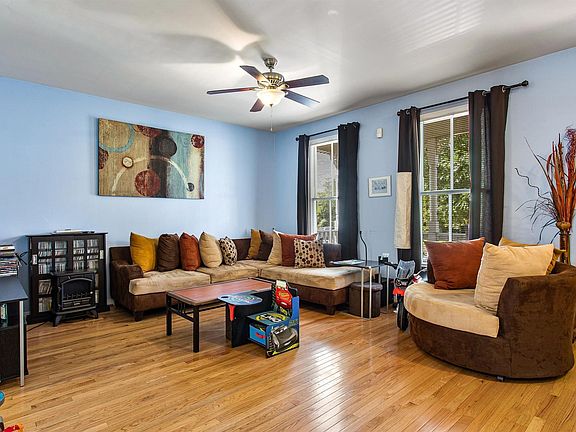 4th image of 1105 N 26th St