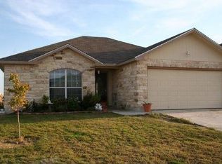 432 Cobblestone Dr, Jarrell, TX 76537