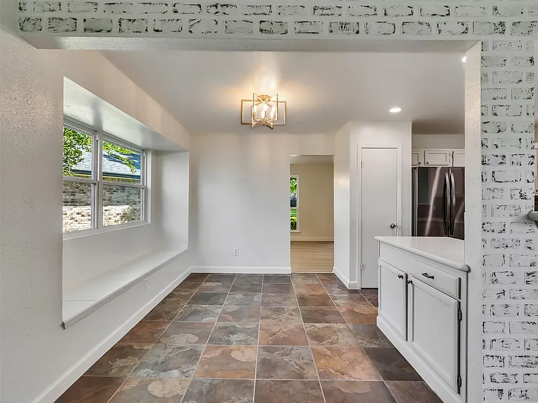 423 Forest Hills Dr — Photo 18