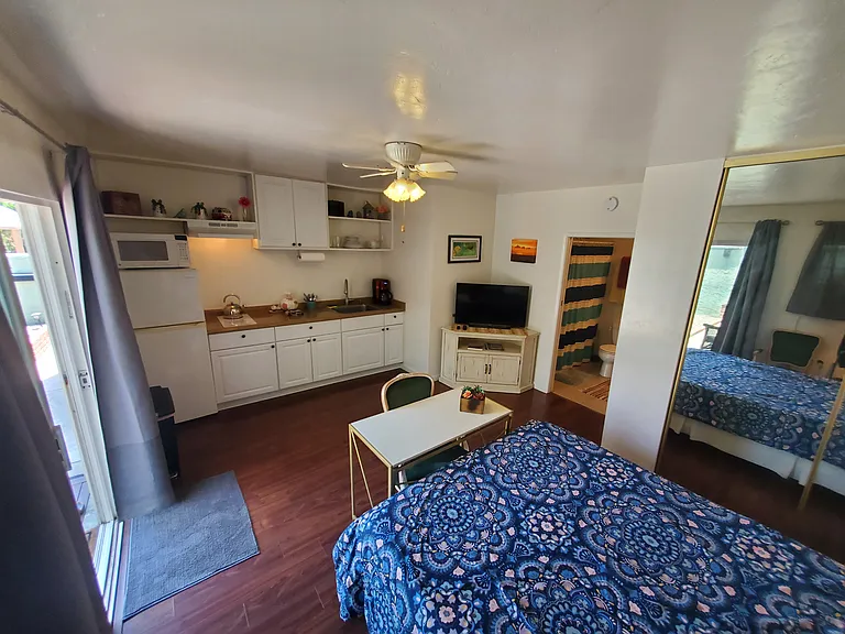 7504 Baltic St — Photo 13