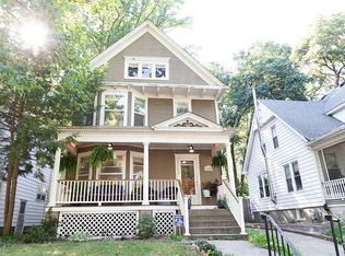 855 S Park Ave, Springfield, IL 62704