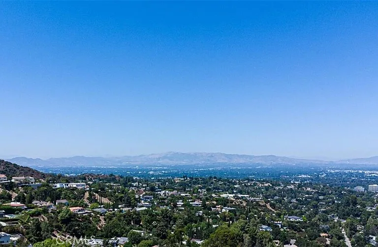 3446 Alginet Dr — Photo 3