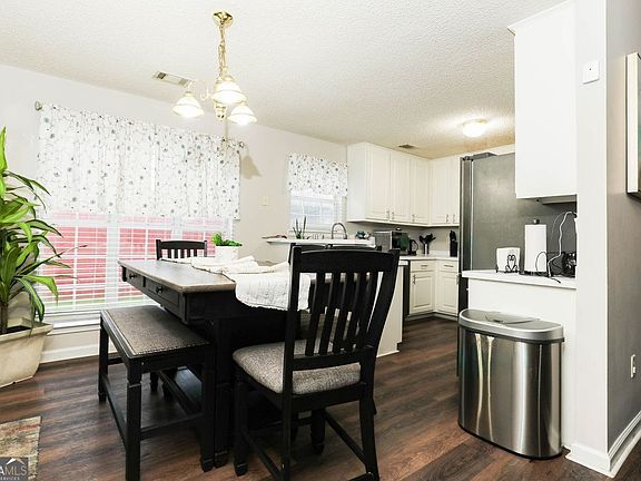 4th image of 5055 River Overlook Way