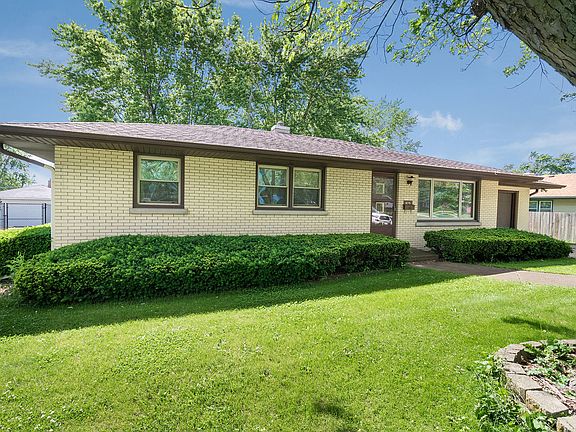 2nd image of 925 Sheila Dr