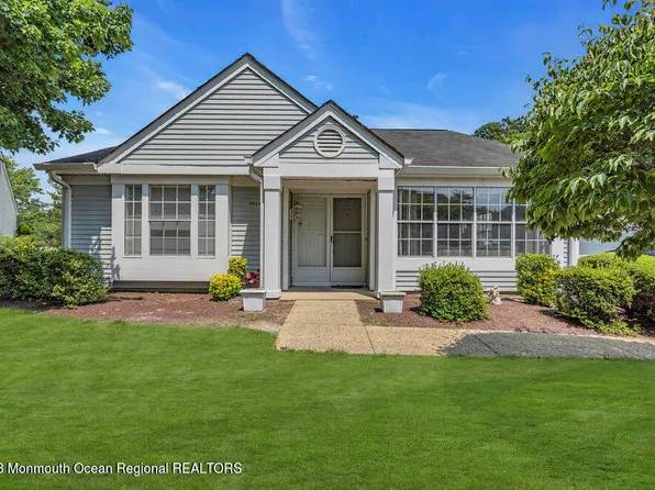 932A Liverpool Circle, Manchester, NJ 08759