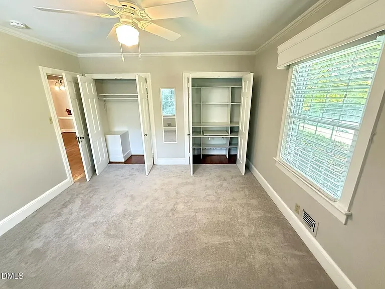 2667 Davis St — Photo 14