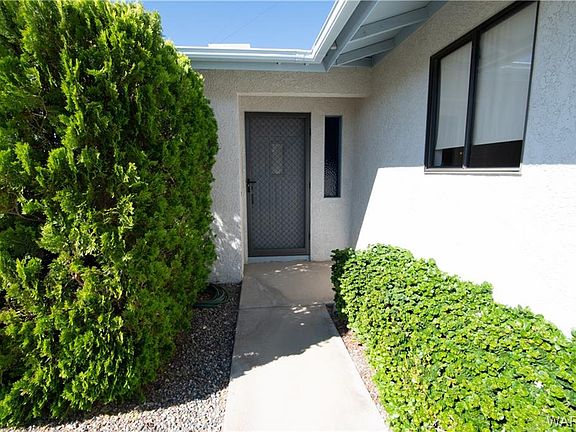 5th image of 3201 Iroquois Ct