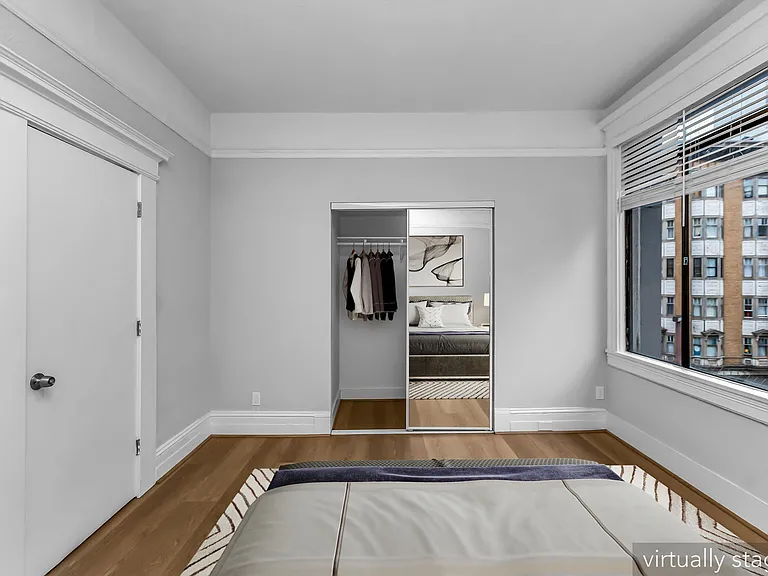 605 Jones — Photo 24