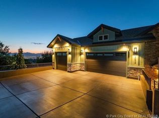 3877 E Alta Approach Rd, Sandy, UT 84092