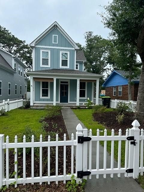 1st image of 1006 N Caswell Ave