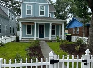 1006 N Caswell Ave, Southport, NC 28461