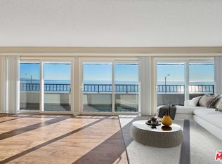 18000 Coastline Dr APT 8, Malibu, CA 90265