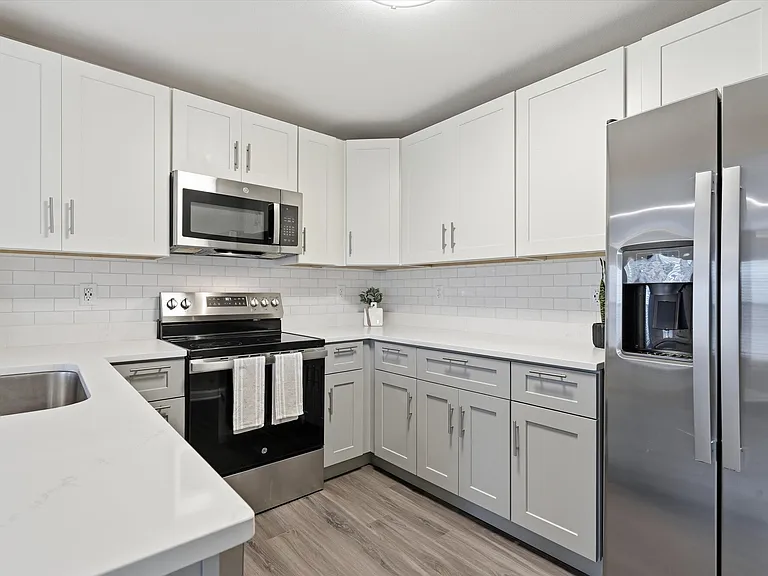 Villa Estates at Lenexa — Photo 30