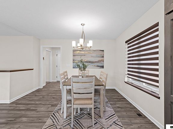 5th image of 1212 Birchwood Dr