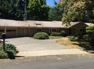 10840 SW Muirwood Dr, Portland, OR 97225