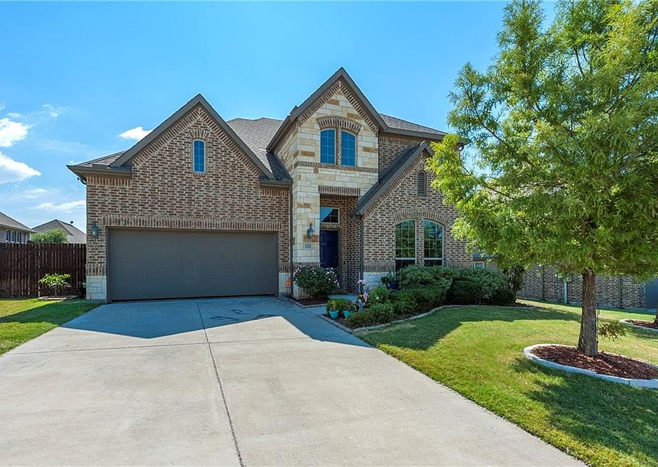 1st image of 1929 Starwood Dr