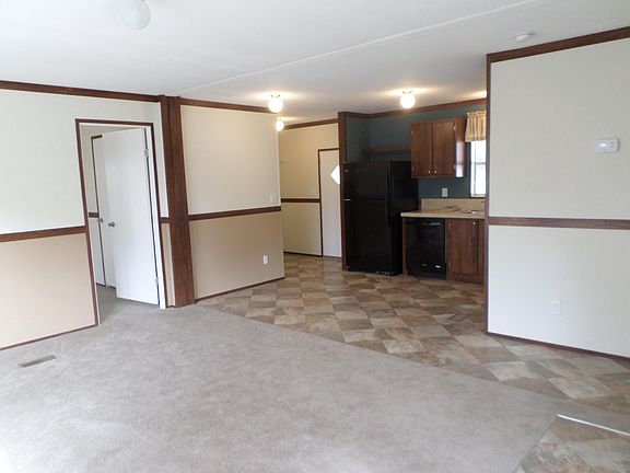 5th image of 213 Bangkok Island Ln