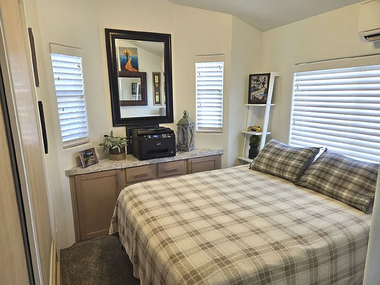 448 E Telegraph St #127 — Photo 7