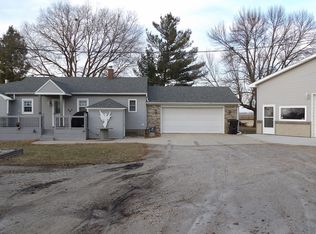 720 W Chestnut St, Ogden, IA 50212