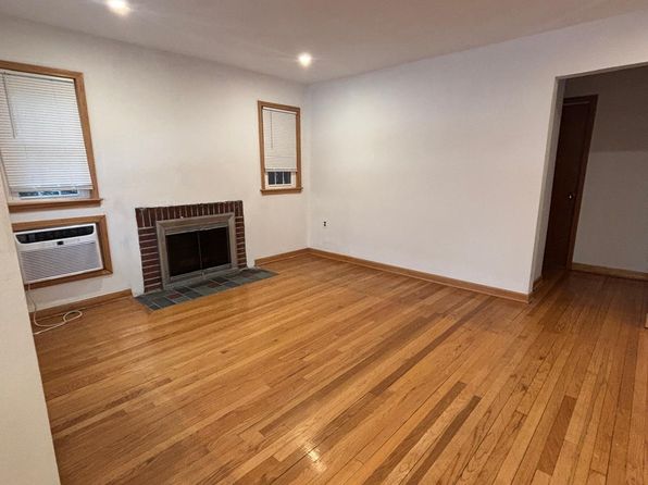 (undisclosed Address)